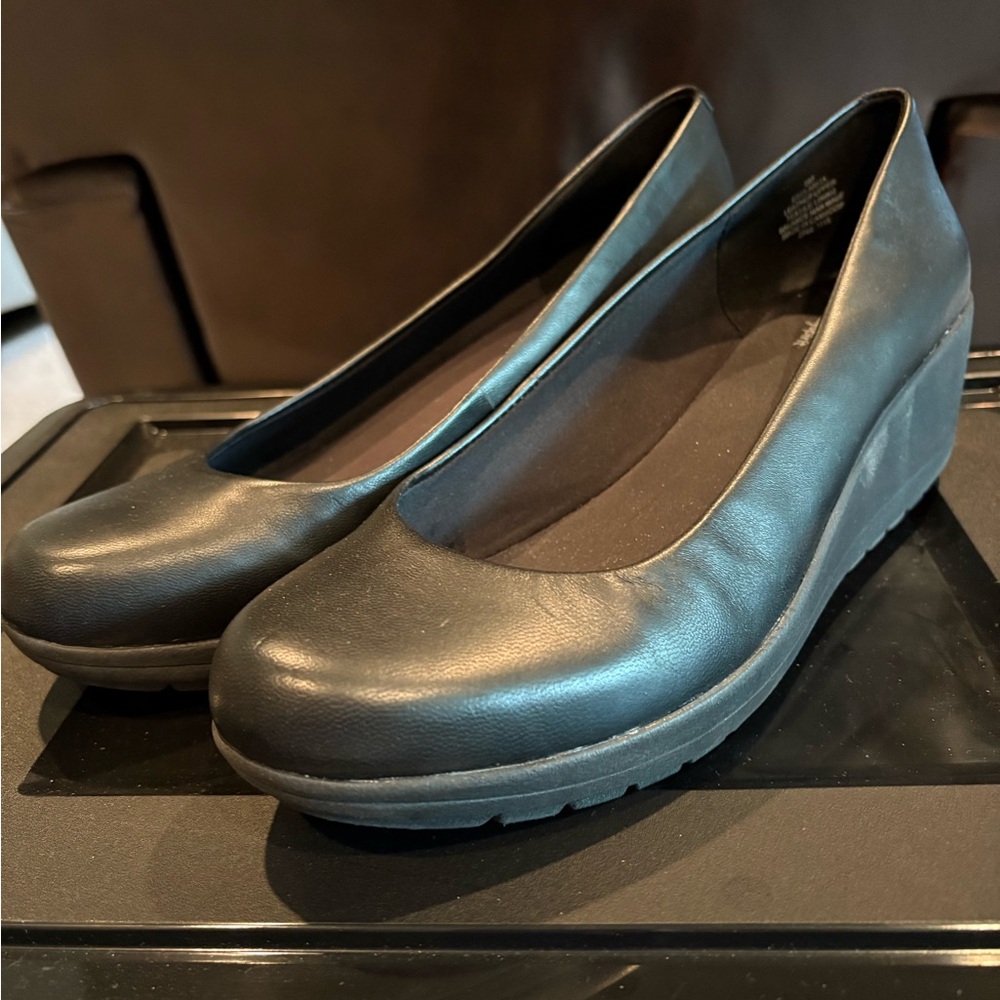 Easy Spirit Pumps